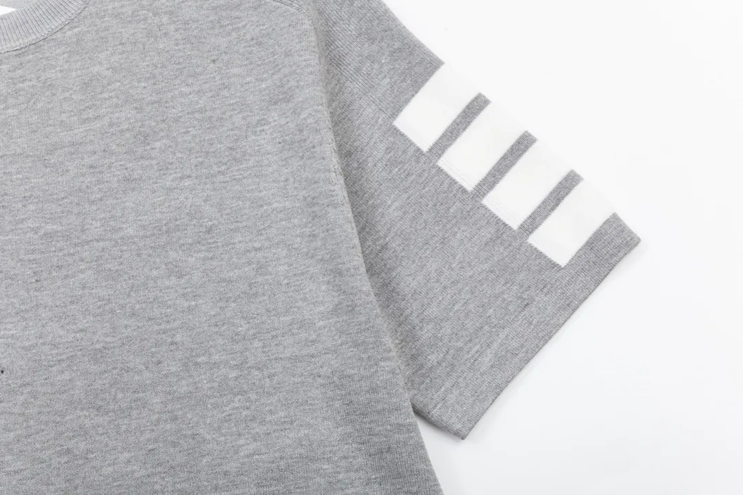 Thom Browne ➡️ POLO ， Retro Same Style Versatile 。 : Gray Size：M-3XL